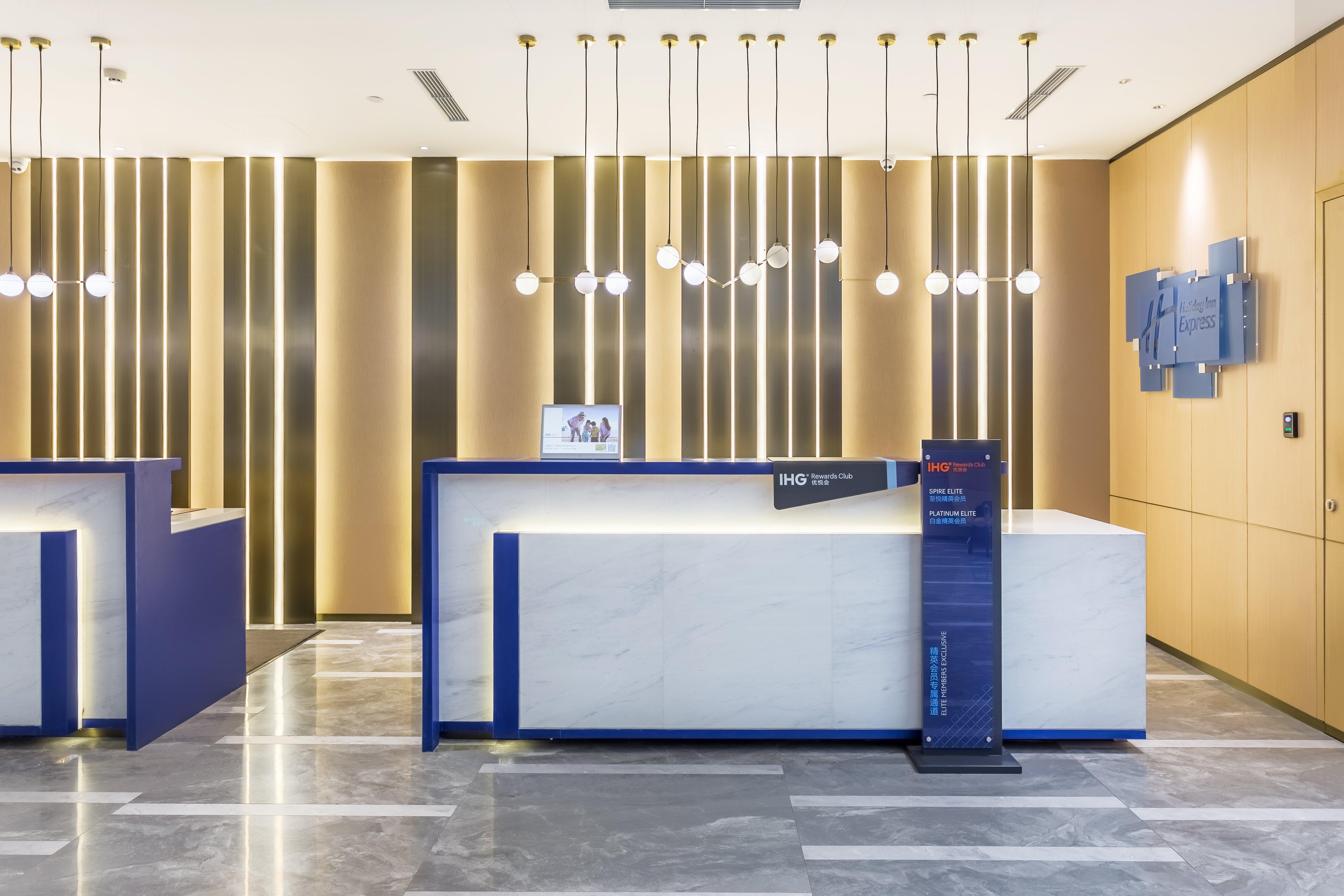 Holiday Inn Express Xi'An Ancient Town West By Ihg Εξωτερικό φωτογραφία